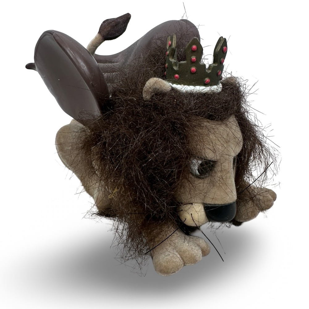 Playing Mantis Flocked King Moonracer Lion Figure Rudolph Misfit Toys 2002